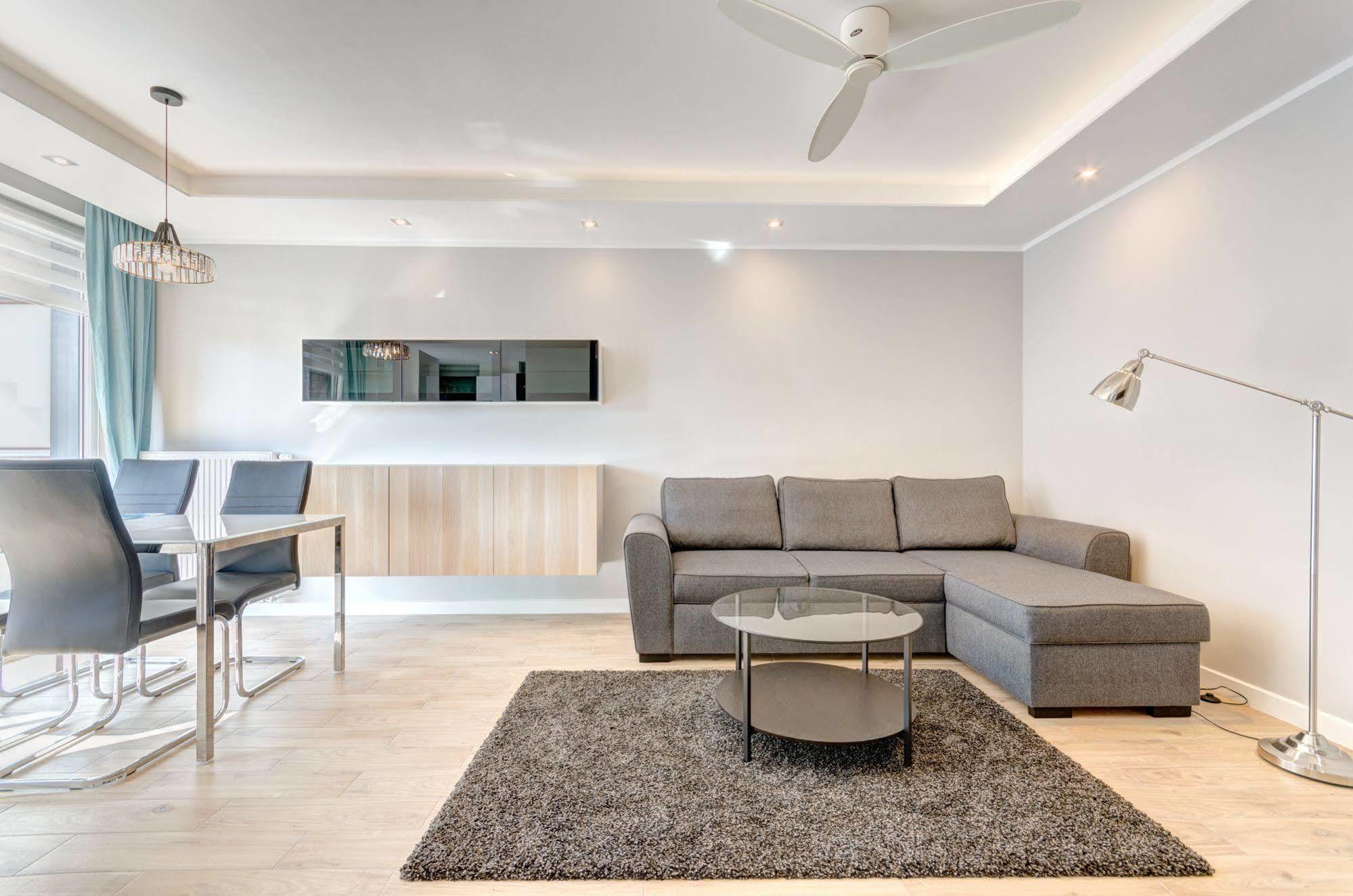 Dom & House - Apartments Chmielna Park 그단스크 외부 사진